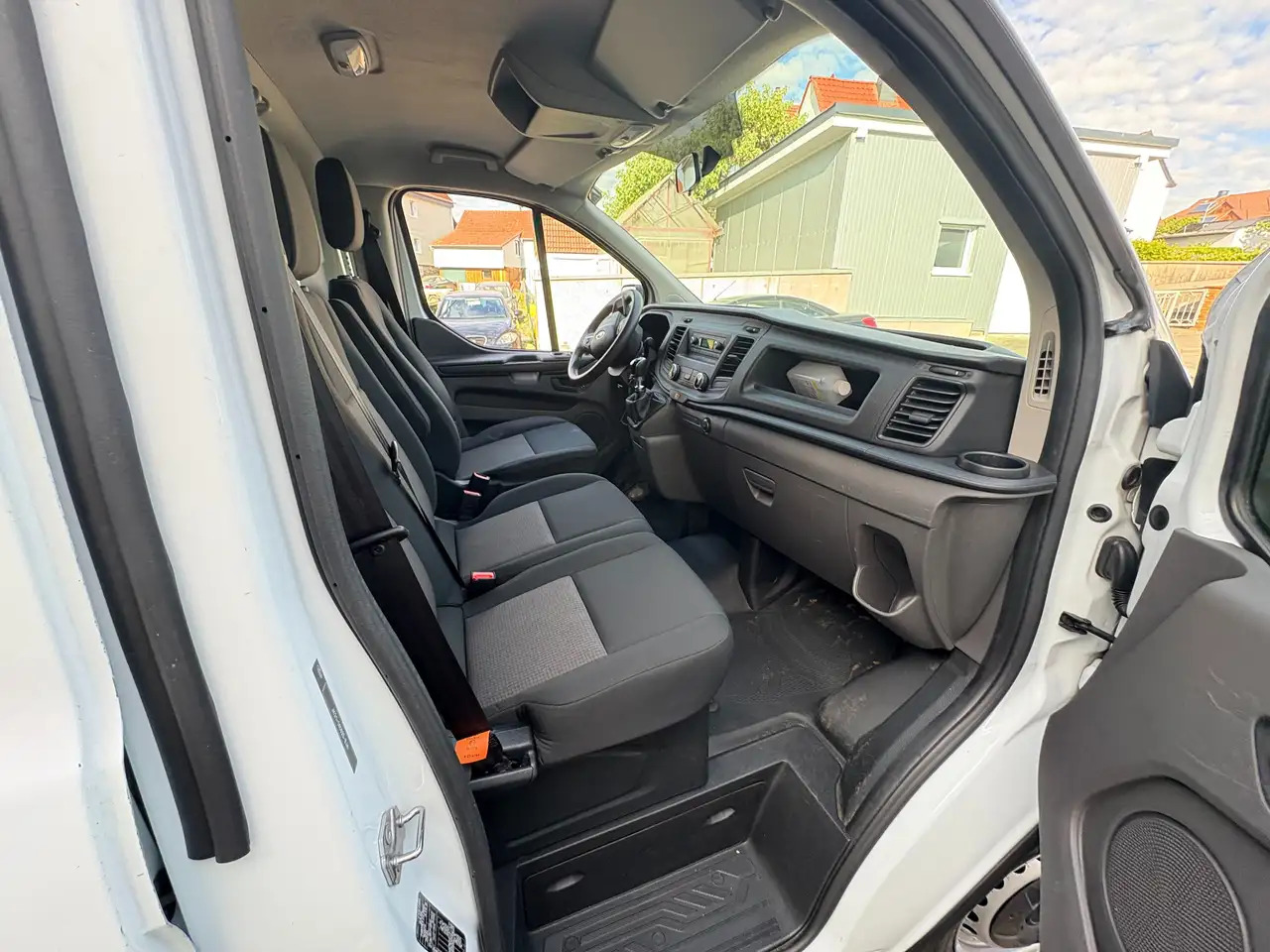 Цельнометаллический фургон Ford Transit Custom 300 L2 H2 Motorschaden: фото 7