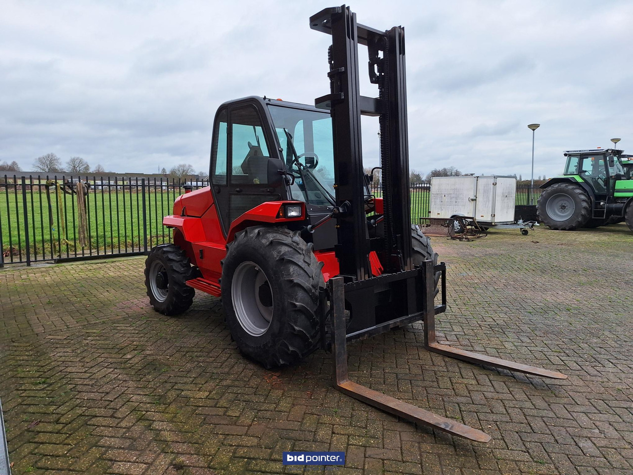 Дизельный погрузчик Manitou 30-4   4x4: фото 7