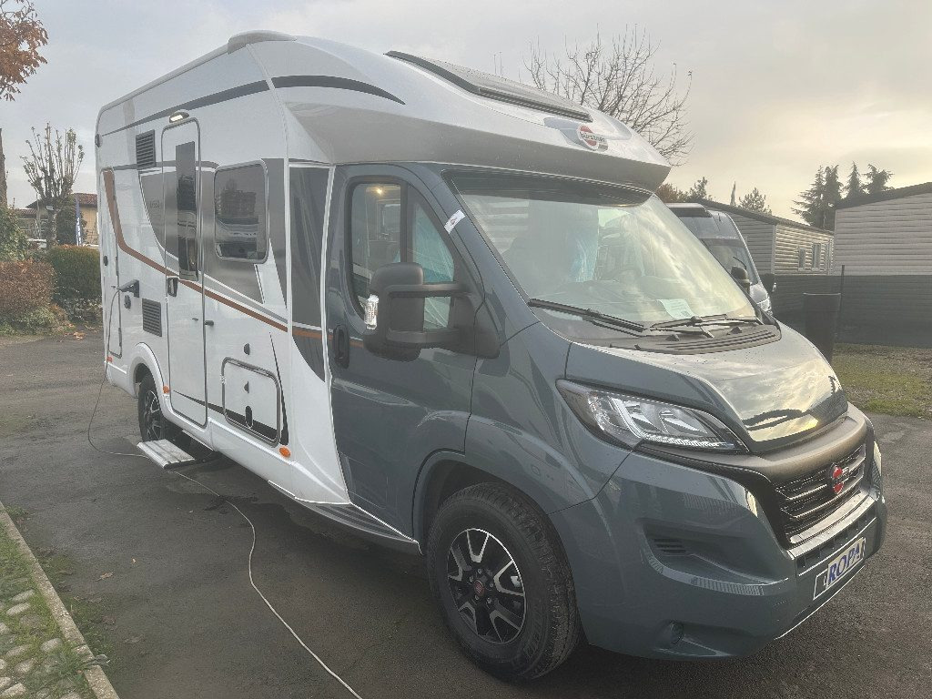 Новый Полуинтегрированный автодом BURSTNER TD 594 PRVILEGE - CHIAVI IN MANO: фото 1