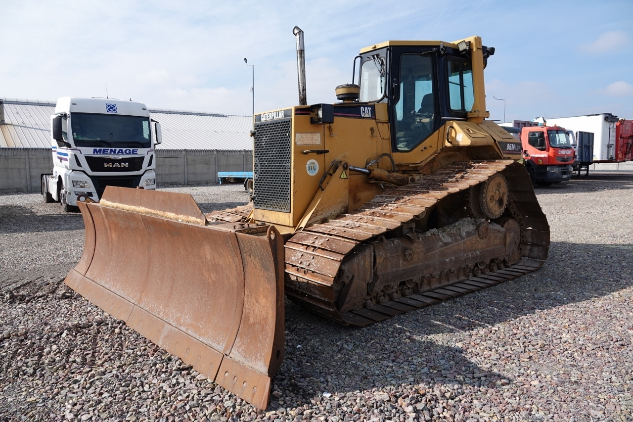 CAT D6M LGP / SPYCHARKA GĄSIENNICOWA / 2006 ROK - Бульдозер: фото 1 CAT D6M LGP / SPYCHARKA GĄSIENNICOWA / 2006 ROK - Бульдозер: фото 1