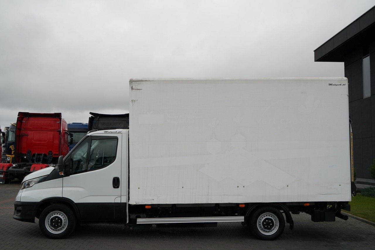 Iveco DAILY 35-NP / CNG / KONTENER / MANUAL / WINDA P - Фургон-рефрижератор: фото 5 Iveco DAILY 35-NP / CNG / KONTENER / MANUAL / WINDA P - Фургон-рефрижератор: фото 5