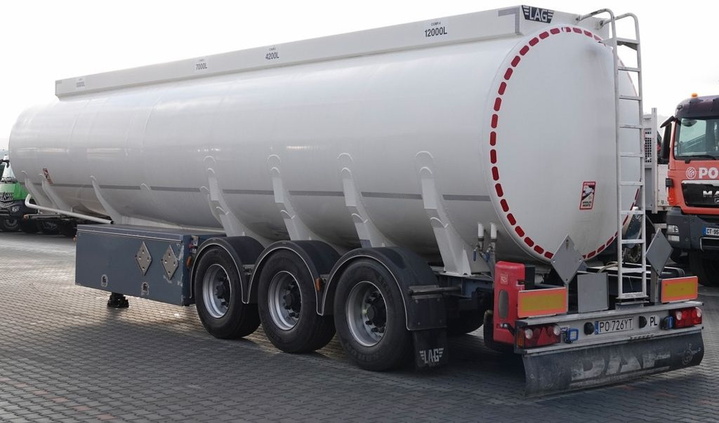 Lag CYSTERNA DO PALIWA / 36200 L / 4 KOMORY Lag CYSTERNA DO PALIWA / 36200 L / 4 KOMORY - Полуприцеп-цистерна: фото 4 Lag CYSTERNA DO PALIWA / 36200 L / 4 KOMORY Lag CYSTERNA DO PALIWA / 36200 L / 4 KOMORY - Полуприцеп-цистерна: фото 4