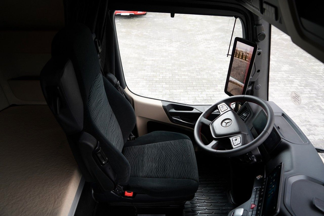 Тентованный грузовик Mercedes-Benz ACTROS / 2545 / SOLÓWKA  / 6x2 / I-PARK COOL /: фото 32