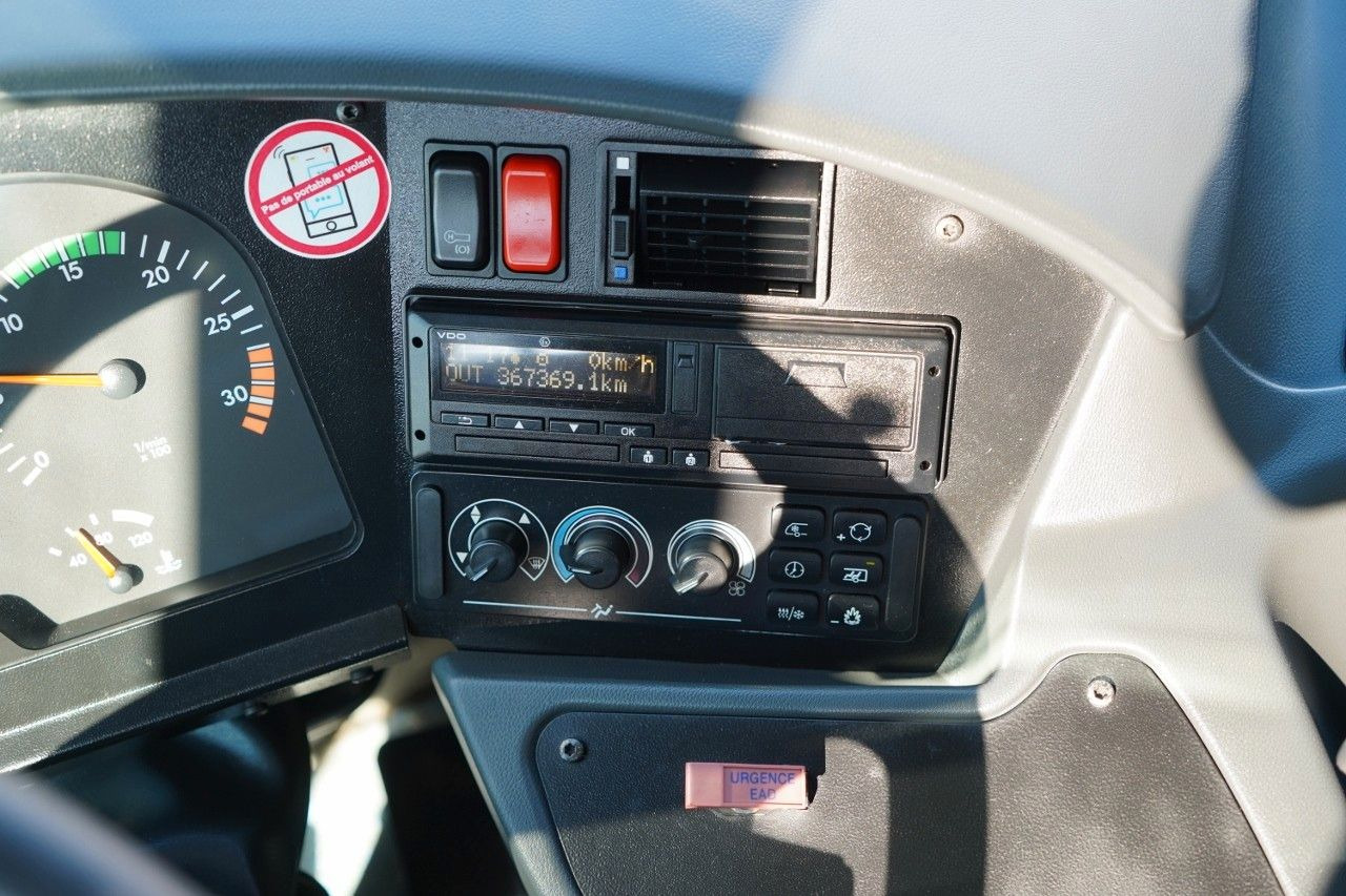 Туристический автобус Mercedes-Benz INTOURO / EURO 5 / MANUAL / SPROWADZONY /: фото 35 Туристический автобус Mercedes-Benz INTOURO / EURO 5 / MANUAL / SPROWADZONY /: фото 35