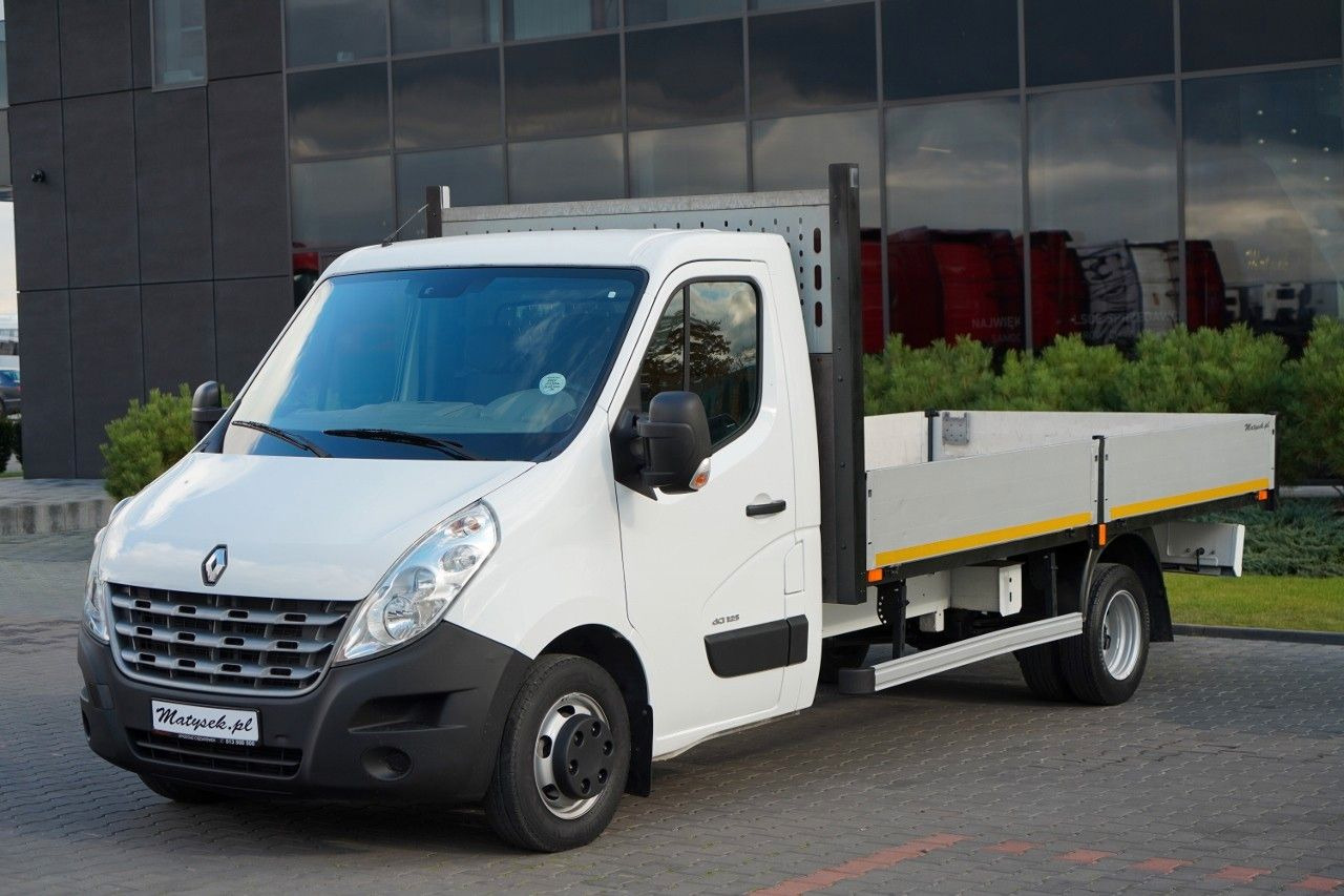 Renault MASTER / SKRZYNIOWY 4.5m / MANUAL / BLIŹNIAK - Фургон с закрытым кузовом: фото 2 Renault MASTER / SKRZYNIOWY 4.5m / MANUAL / BLIŹNIAK - Фургон с закрытым кузовом: фото 2