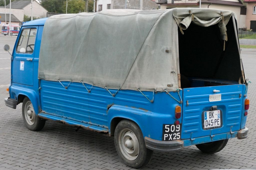 Renault R 21 ESTAFETTE 1000 / OLDTIMER - Микроавтобус, Пассажирский фургон: фото 4 Renault R 21 ESTAFETTE 1000 / OLDTIMER - Микроавтобус, Пассажирский фургон: фото 4