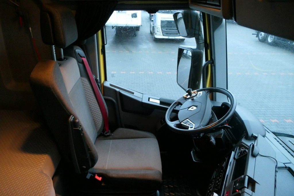 Тентованный грузовик Renault T 460/6X2/CURTAINSIDER-60M3/L:9,15M/NEW MODEL/22: фото 19