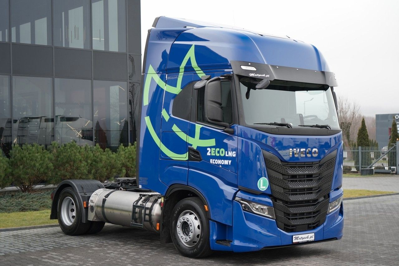 Iveco S-WAY / 460 / RETARDER / LNG - Тягач: фото 2 Iveco S-WAY / 460 / RETARDER / LNG - Тягач: фото 2