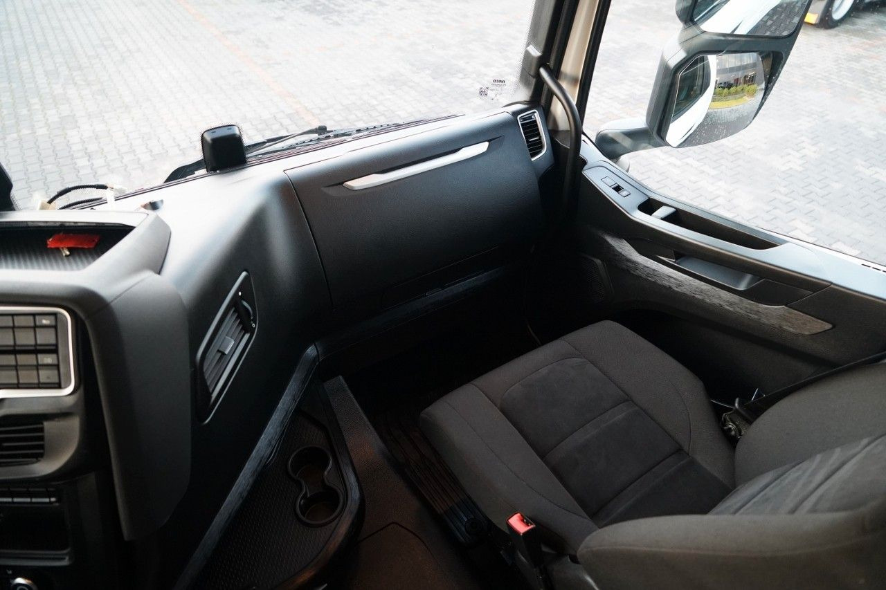 Тягач Iveco S-WAY / 530 / RETARDER / I-PARK COOL /: фото 32