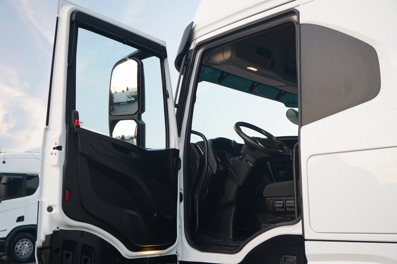 Тягач Iveco S-WAY / 530 / RETARDER / I-PARK COOL /: фото 22