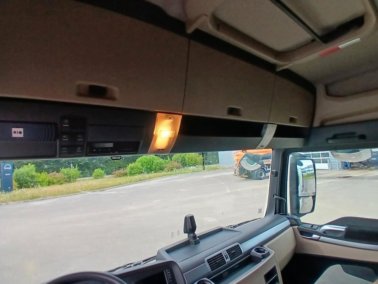 MAN TGX 18.470 / RETARDER / 2020 ROK / XLX / NAVI / - Тягач: фото 5 MAN TGX 18.470 / RETARDER / 2020 ROK / XLX / NAVI / - Тягач: фото 5