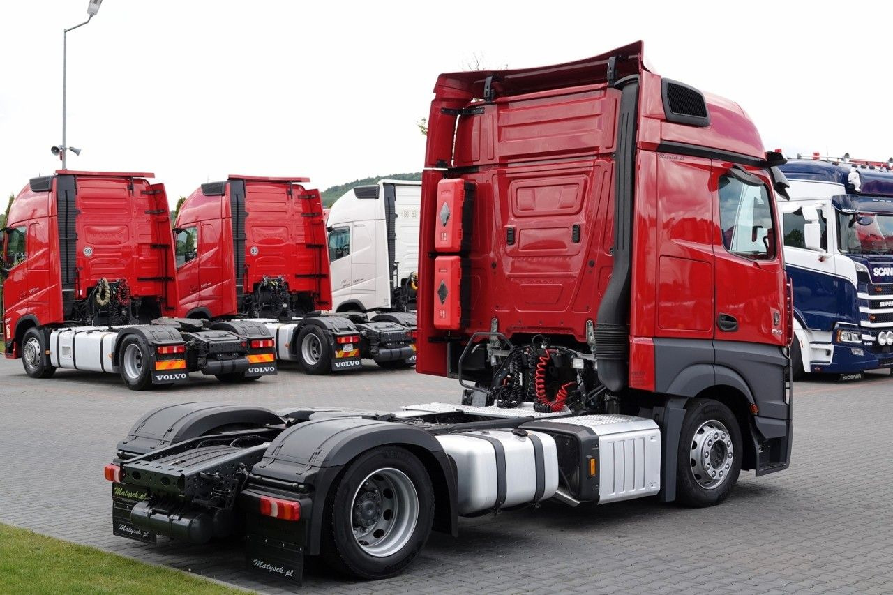 Mercedes-Benz ACTROS 1845 / LOW DECK / MEGA / BIG SPACE / PO K - Тягач: фото 5 Mercedes-Benz ACTROS 1845 / LOW DECK / MEGA / BIG SPACE / PO K - Тягач: фото 5