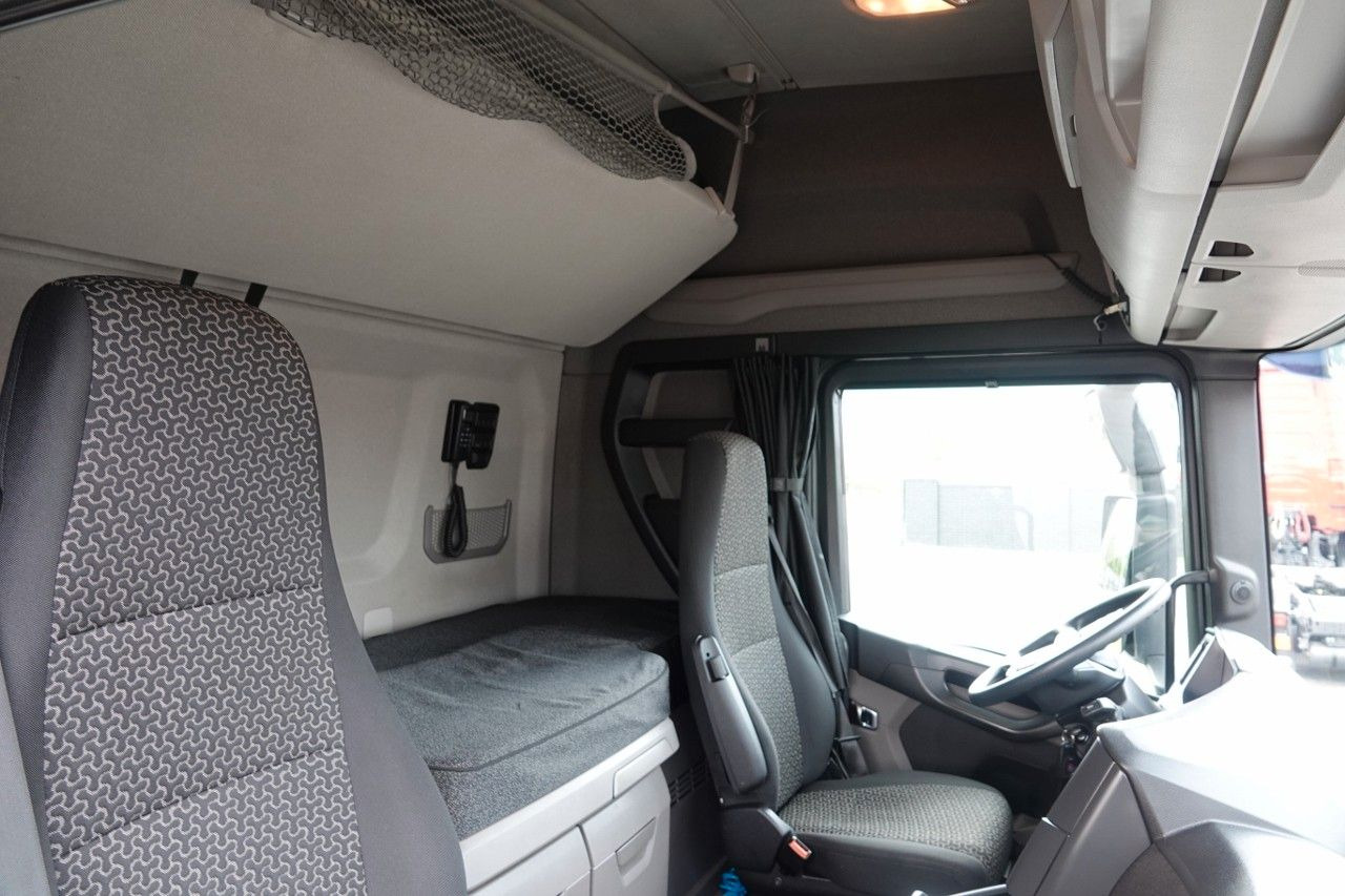 Тягач Scania R 450 / RETARDER / FULL AIRMATIC / OPONY 100% /: фото 17