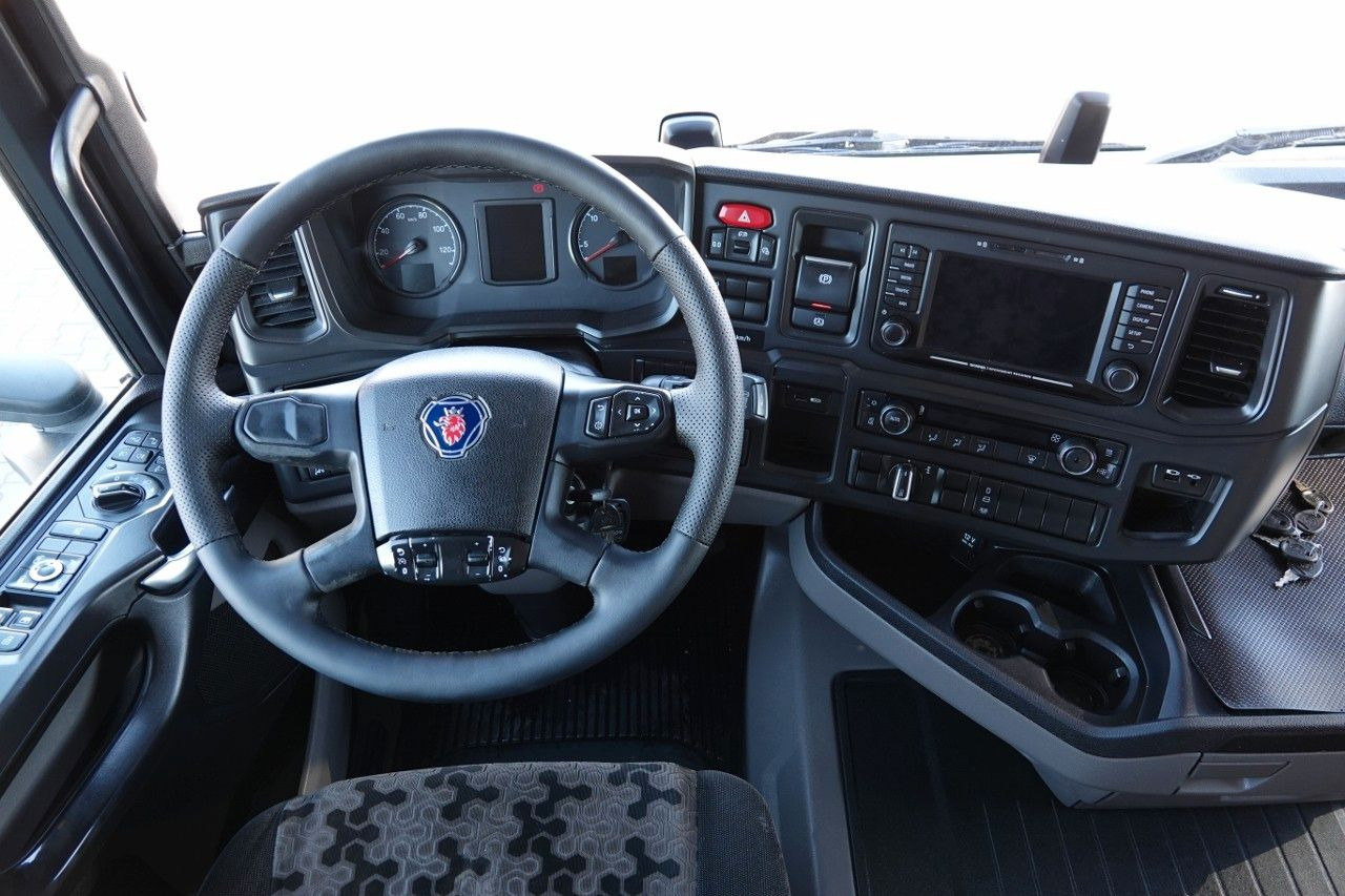 Тягач Scania R 450 / RETARDER / FULL AIRMATIC / OPONY 100 % /: фото 15