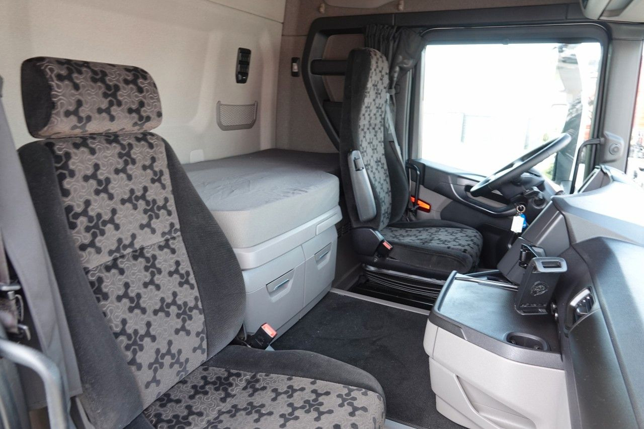 Тягач Scania R 450 / RETARDER / NAVI  / PO KONTRAKCIE SERWISO: фото 17