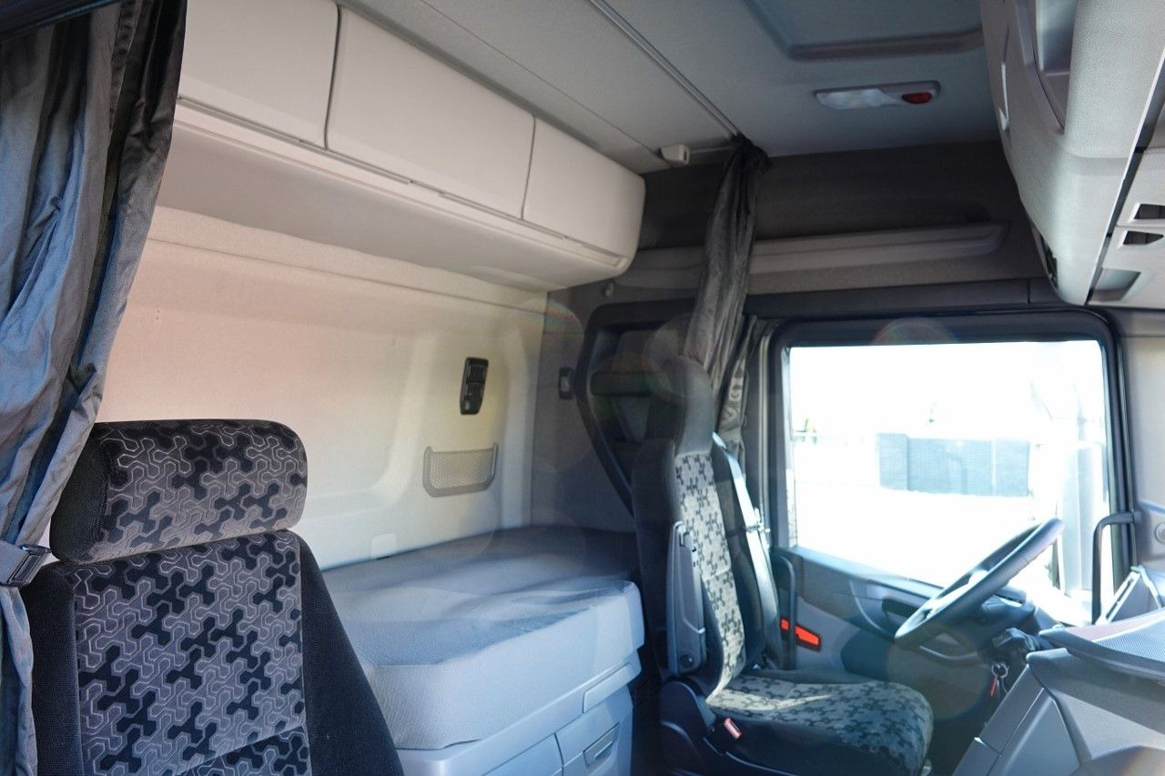 Тягач Scania R 450 / RETARDER  / NISKA KABINA / PO KONTRAKCI: фото 17