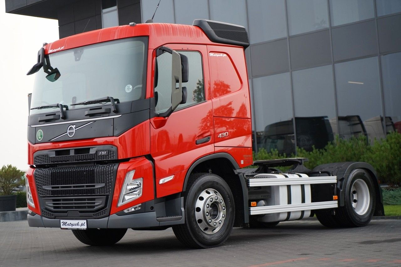 Volvo FM 430 / PEŁNY ADR / WAGA: 6 800 KG / NISKA KABI - Тягач: фото 1 Volvo FM 430 / PEŁNY ADR / WAGA: 6 800 KG / NISKA KABI - Тягач: фото 1