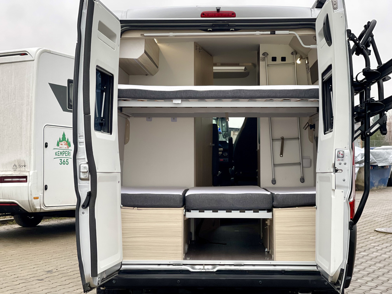 ADRIA Twin axess 600SP Family - Кастенваген: фото 5 ADRIA Twin axess 600SP Family - Кастенваген: фото 5