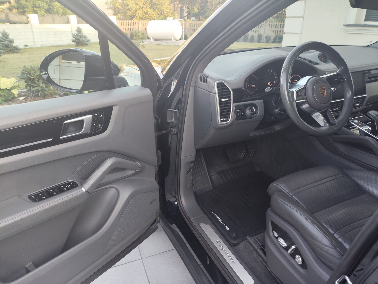 Легковой автомобиль PORSCHE CAYENNE: фото 16 Легковой автомобиль PORSCHE CAYENNE: фото 16