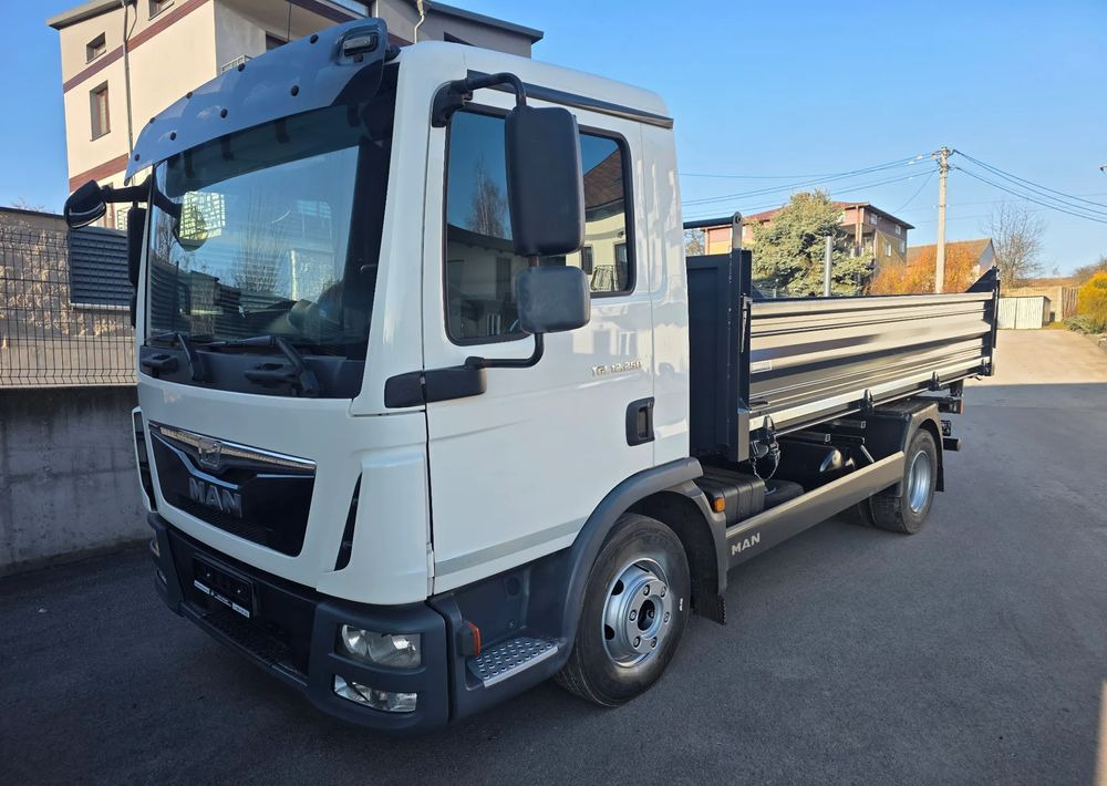 MAN TGL 12.250 /12.220 / ATEGO/ WYWROTKA / 2016 / NOWA ZABUDOWA - Самосвал: фото 1 MAN TGL 12.250 /12.220 / ATEGO/ WYWROTKA / 2016 / NOWA ZABUDOWA - Самосвал: фото 1