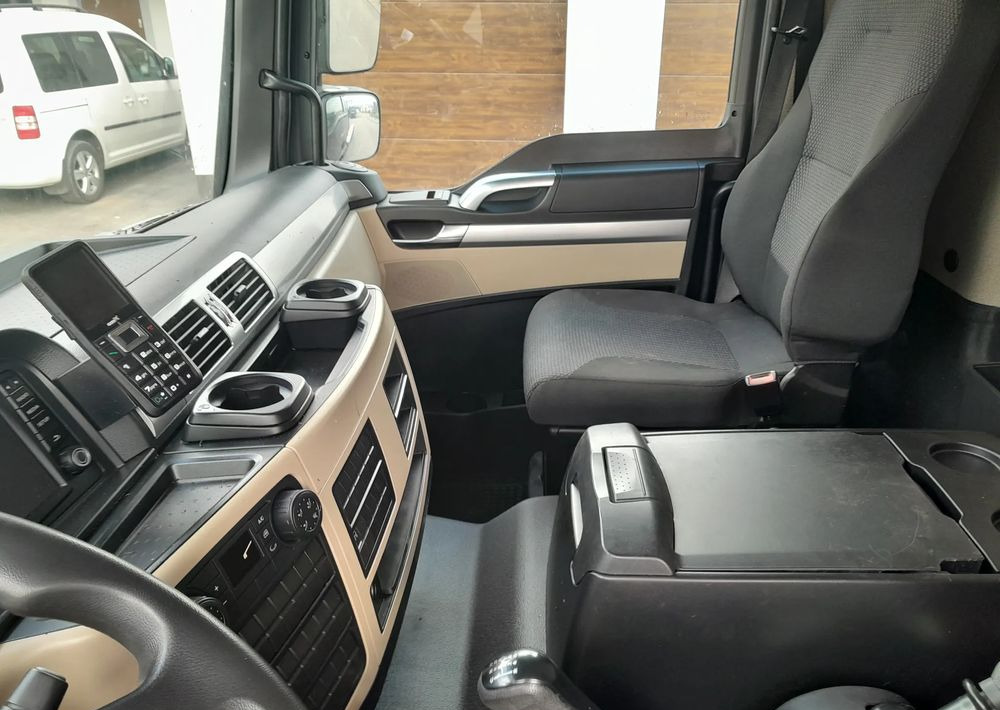 MAN TGL 12.250 nowe urządzenie hakowe SKIBICKI HKS 8/3300 ATEGO / TGM - Крюковой мультилифт: фото 3 MAN TGL 12.250 nowe urządzenie hakowe SKIBICKI HKS 8/3300 ATEGO / TGM - Крюковой мультилифт: фото 3