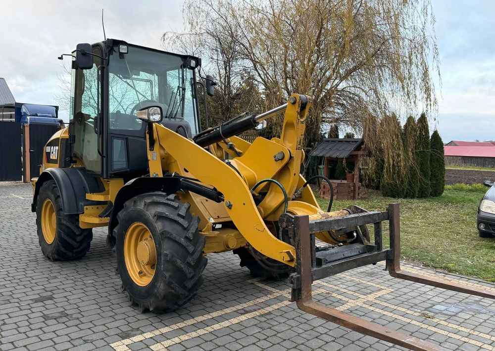 Caterpillar CAT 908M / SPROWADZONA / ŁYŻKA SZCZĘKA + WIDŁY / / 2017R / W ORGINALE / Z NIEMIEC / 1 WŁAŚCICIEL/ - Колёсный погрузчик: фото 3 Caterpillar CAT 908M / SPROWADZONA / ŁYŻKA SZCZĘKA + WIDŁY / / 2017R / W ORGINALE / Z NIEMIEC / 1 WŁAŚCICIEL/ - Колёсный погрузчик: фото 3