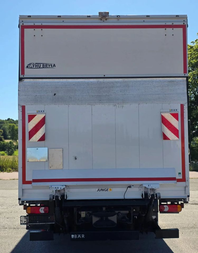 Iveco EUROCARGO 160E320/FIRANKA/WINDA/AUTOMAT/NISKI PRZEBIEG/E6/SPROWADZONY/PIERWSZY WŁAŚCICIEL - Тентованный грузовик: фото 5 Iveco EUROCARGO 160E320/FIRANKA/WINDA/AUTOMAT/NISKI PRZEBIEG/E6/SPROWADZONY/PIERWSZY WŁAŚCICIEL - Тентованный грузовик: фото 5