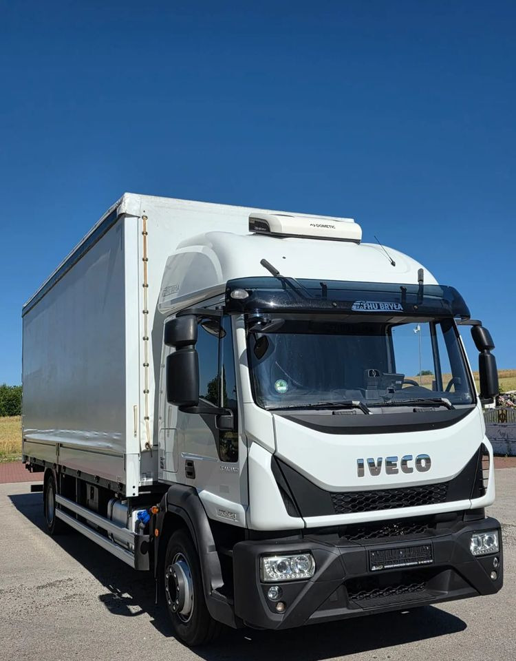 Iveco EUROCARGO 160E320/FIRANKA/WINDA/AUTOMAT/NISKI PRZEBIEG/E6/SPROWADZONY/PIERWSZY WŁAŚCICIEL - Тентованный грузовик: фото 2 Iveco EUROCARGO 160E320/FIRANKA/WINDA/AUTOMAT/NISKI PRZEBIEG/E6/SPROWADZONY/PIERWSZY WŁAŚCICIEL - Тентованный грузовик: фото 2