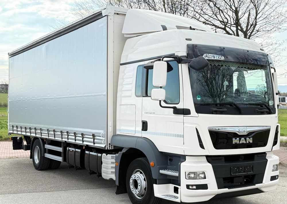 MAN TGM 15.290/E6/18PALET/SERWISOWANY/NISKI PRZEBIEG/WINDA/FIRANKA/FIRANKA/SPROWADZONY/DUŻA ŁADOWNOŚĆ/EURO6 - Тентованный грузовик: фото 2 MAN TGM 15.290/E6/18PALET/SERWISOWANY/NISKI PRZEBIEG/WINDA/FIRANKA/FIRANKA/SPROWADZONY/DUŻA ŁADOWNOŚĆ/EURO6 - Тентованный грузовик: фото 2