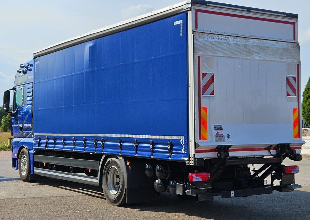 MAN TGX 18.430 / FIRANKA / WINDA / KLIMA POSTOJOWA / 300TYŚ PRZEBIEG / 2020 /E6 / KLIMA POSTOJOWA / SPROWADZONY / JAK NOWY / AUTOMAT - Тентованный грузовик: фото 4 MAN TGX 18.430 / FIRANKA / WINDA / KLIMA POSTOJOWA / 300TYŚ PRZEBIEG / 2020 /E6 / KLIMA POSTOJOWA / SPROWADZONY / JAK NOWY / AUTOMAT - Тентованный грузовик: фото 4