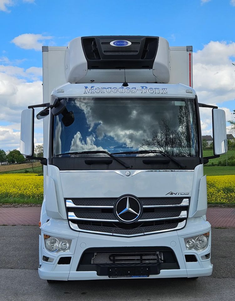 Mercedes-Benz ANTOS 1827/ACTROS/AXOR/CHŁODNIA/IZOTERMA/AGREGAT/WINDA/SUPER STAN/EURO6/SPROWADZONY - Рефрижератор: фото 3 Mercedes-Benz ANTOS 1827/ACTROS/AXOR/CHŁODNIA/IZOTERMA/AGREGAT/WINDA/SUPER STAN/EURO6/SPROWADZONY - Рефрижератор: фото 3