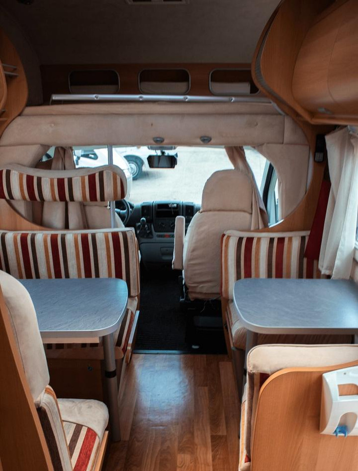 Elnagh prince 57 - Альковный автодом: фото 5 Elnagh prince 57 - Альковный автодом: фото 5