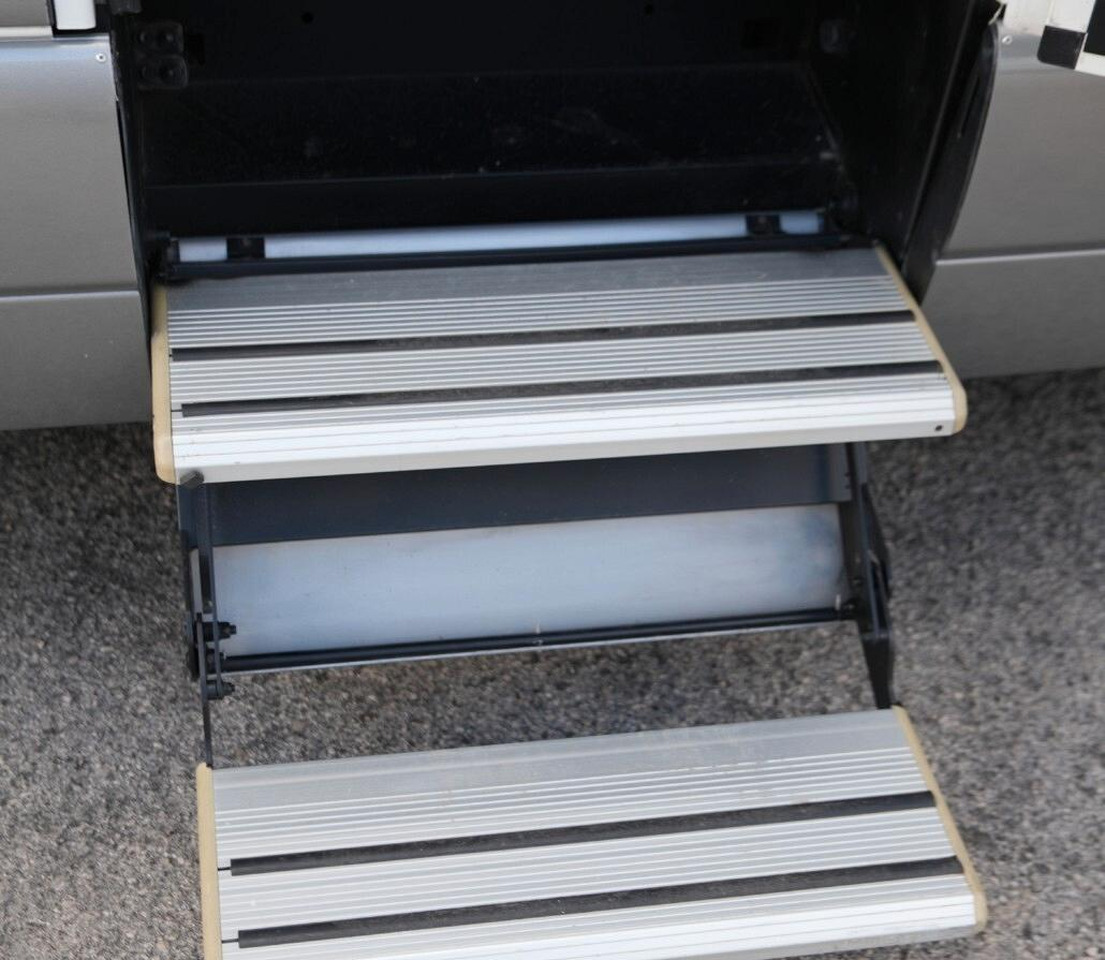 Laika REXOSLINE 620 - Интегрированный автодом: фото 5 Laika REXOSLINE 620 - Интегрированный автодом: фото 5