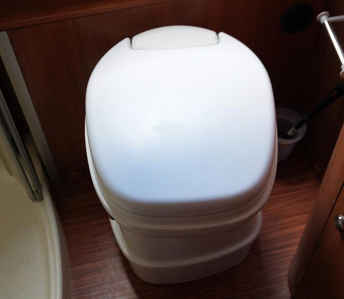 Интегрированный автодом Laika REXOSLINE 620: фото 12 Интегрированный автодом Laika REXOSLINE 620: фото 12