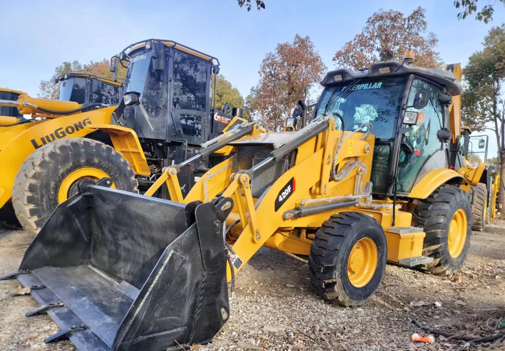 CAT 420 F Caterpillar 420F backhoe loader - Экскаватор-погрузчик: фото 3 CAT 420 F Caterpillar 420F backhoe loader - Экскаватор-погрузчик: фото 3