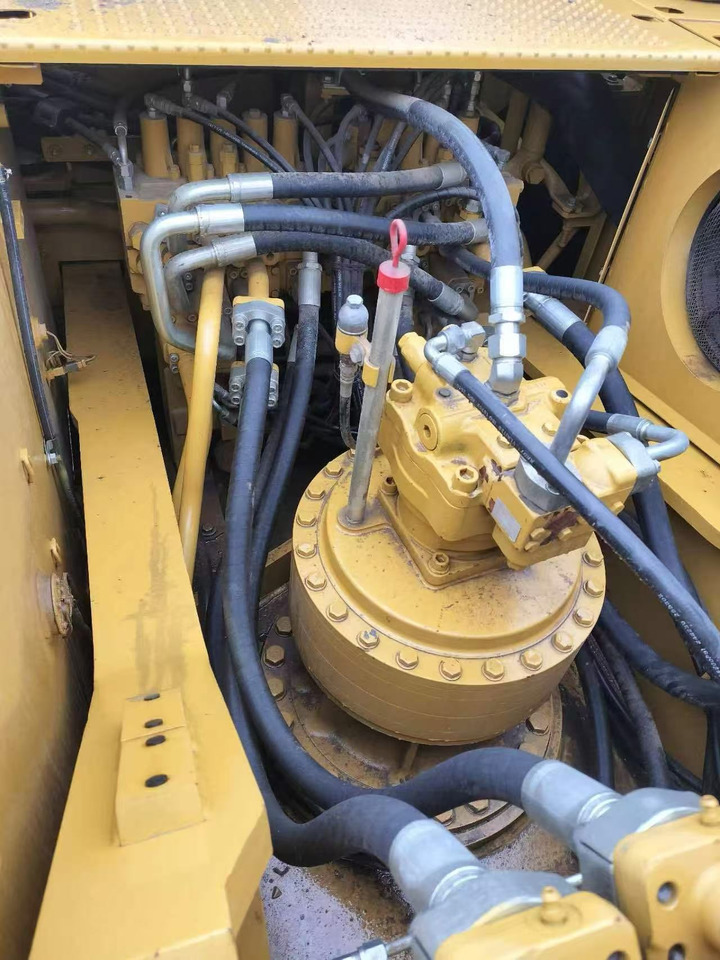 CATERPILLAR 336DL - Гусеничный экскаватор: фото 4 CATERPILLAR 336DL - Гусеничный экскаватор: фото 4