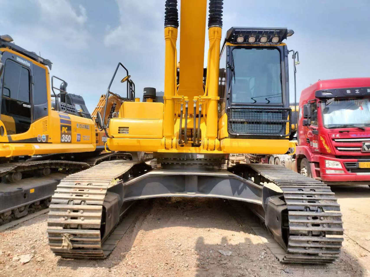 KOMATSU PC400-8 - Гусеничный экскаватор: фото 3 KOMATSU PC400-8 - Гусеничный экскаватор: фото 3