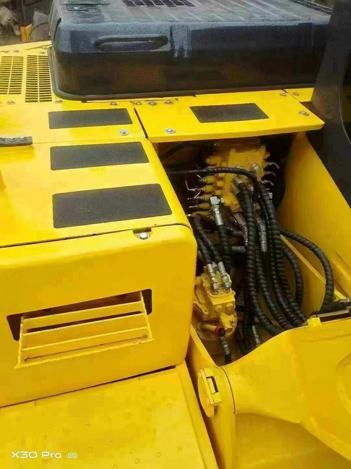 Komatsu PC 130-7 PC130 PC130-7 - Гусеничный экскаватор: фото 5 Komatsu PC 130-7 PC130 PC130-7 - Гусеничный экскаватор: фото 5