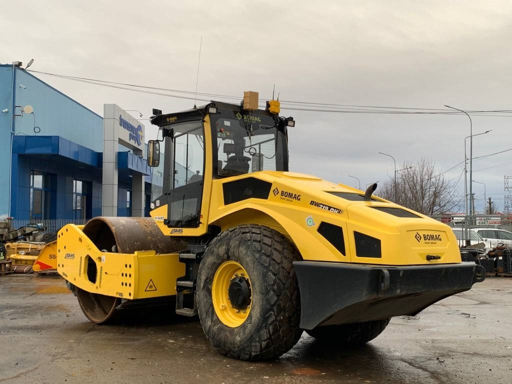 Bomag BW219 DH5+3D Trimble GPS - Компактор: фото 3 Bomag BW219 DH5+3D Trimble GPS - Компактор: фото 3