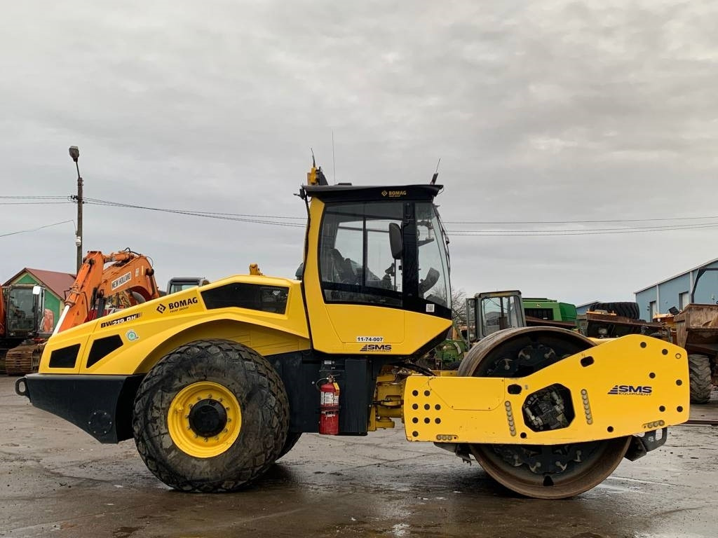 Bomag BW219 DH5+3D Trimble GPS - Компактор: фото 5 Bomag BW219 DH5+3D Trimble GPS - Компактор: фото 5
