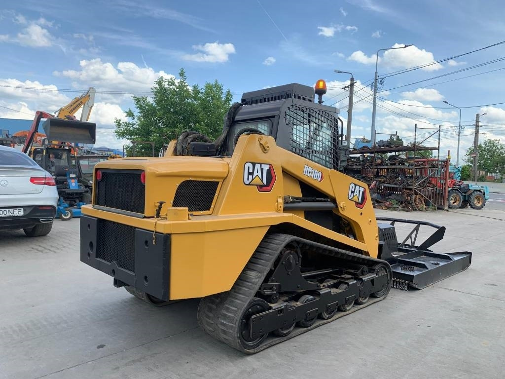 CAT ASV RC100 - Мини-погрузчик с бортовым поворотом: фото 4 CAT ASV RC100 - Мини-погрузчик с бортовым поворотом: фото 4