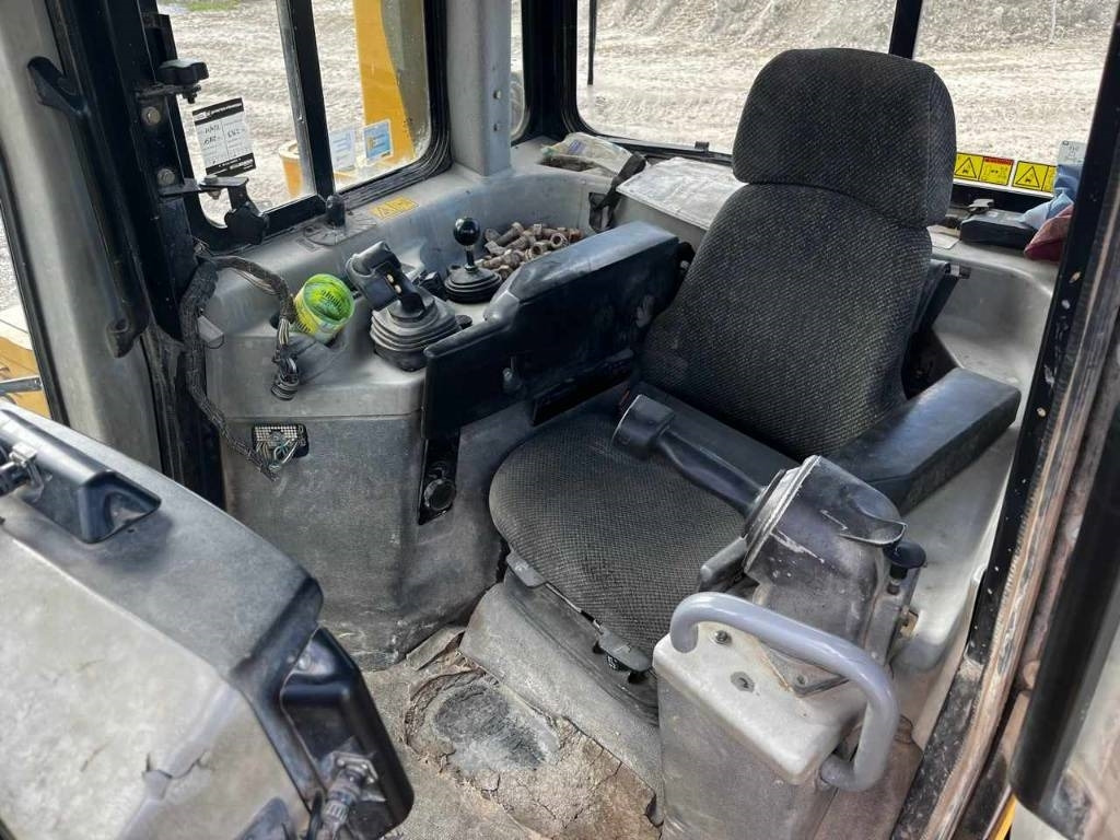 Бульдозер CAT D 6 T LGP: фото 9