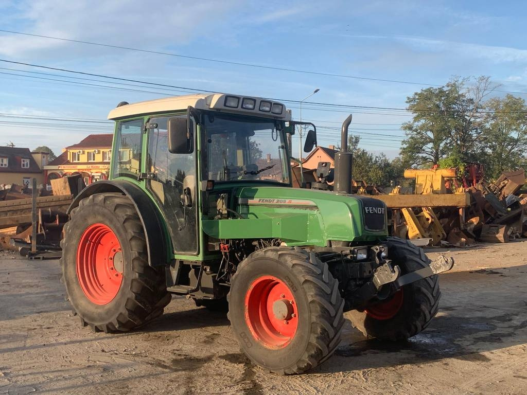 Fendt 209S - Трактор: фото 1 Fendt 209S - Трактор: фото 1