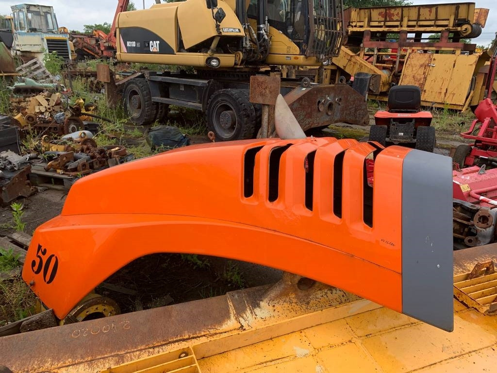 Hamm H16i H18i H20i BONNET - Рама/ Шасси для Строительной техники: фото 3 Hamm H16i H18i H20i BONNET - Рама/ Шасси для Строительной техники: фото 3