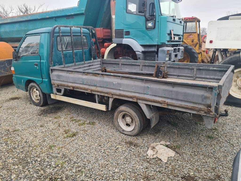 Hyundai H 100  - Грузовик бортовой/ Платформа: фото 4 Hyundai H 100  - Грузовик бортовой/ Платформа: фото 4