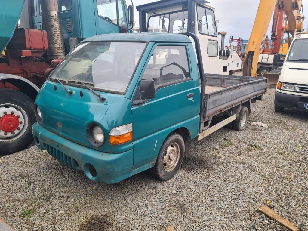 Hyundai H 100  - Грузовик бортовой/ Платформа: фото 1 Hyundai H 100  - Грузовик бортовой/ Платформа: фото 1