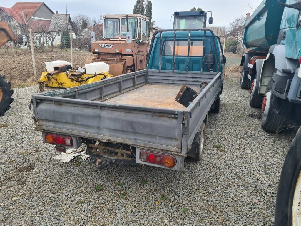 Hyundai H 100  - Грузовик бортовой/ Платформа: фото 3 Hyundai H 100  - Грузовик бортовой/ Платформа: фото 3