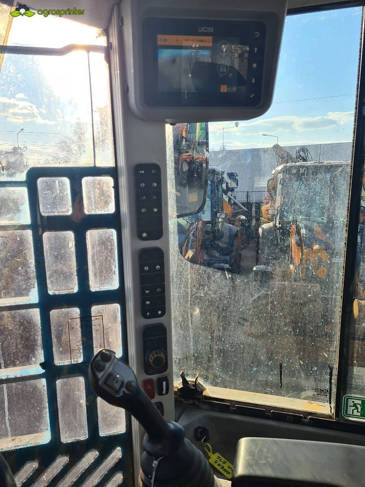 Колёсный погрузчик JCB 417 HT: фото 7 Колёсный погрузчик JCB 417 HT: фото 7