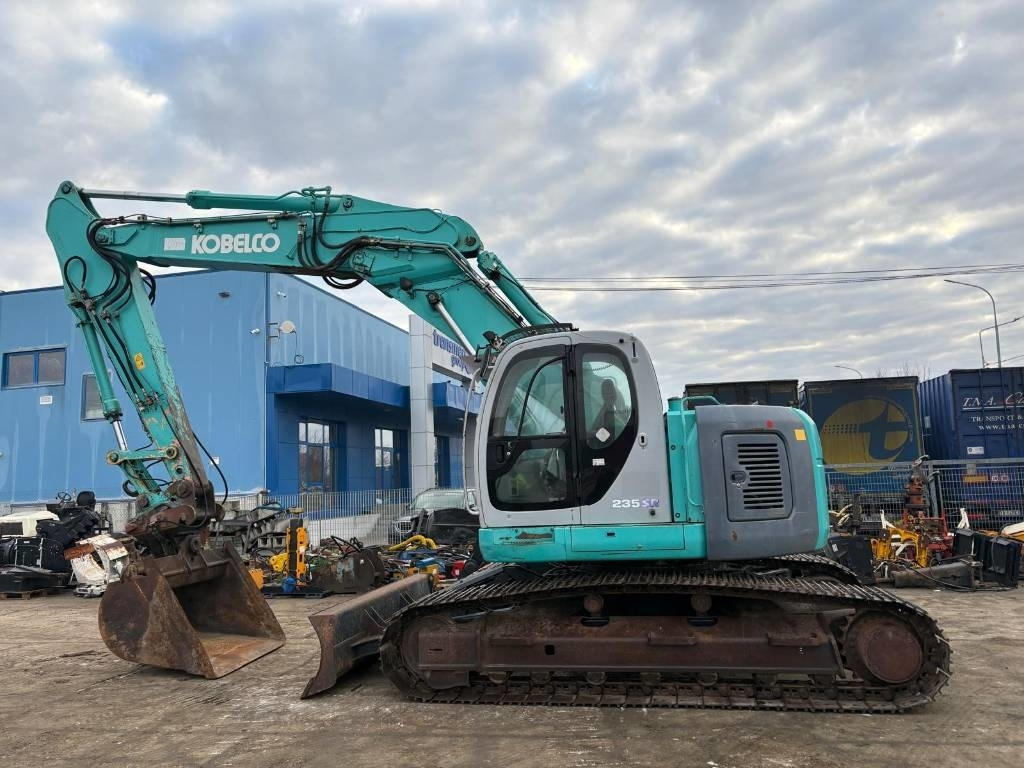 Kobelco SK 235 SR - Гусеничный экскаватор: фото 3 Kobelco SK 235 SR - Гусеничный экскаватор: фото 3