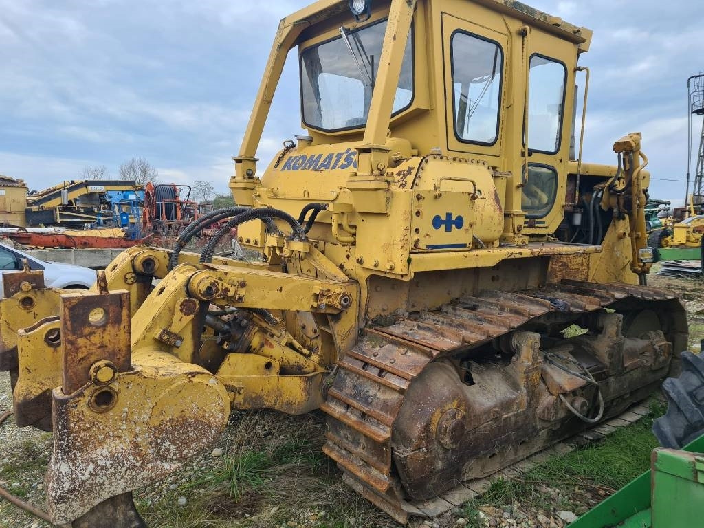 Komatsu D 85-18 - Бульдозер: фото 4 Komatsu D 85-18 - Бульдозер: фото 4